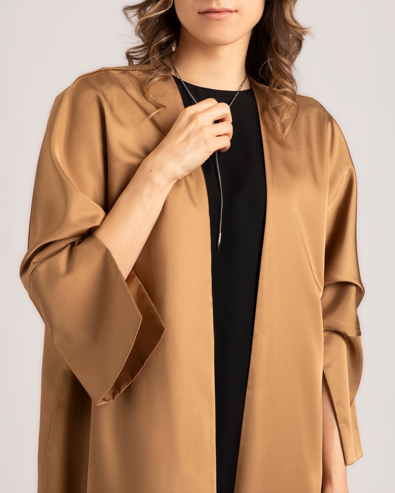 Frame Abaya
